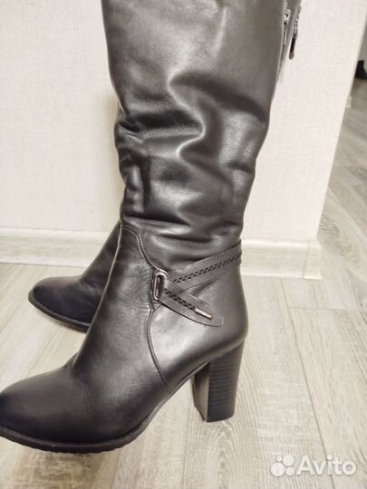 Сапоги женские зимние 38 размера новые