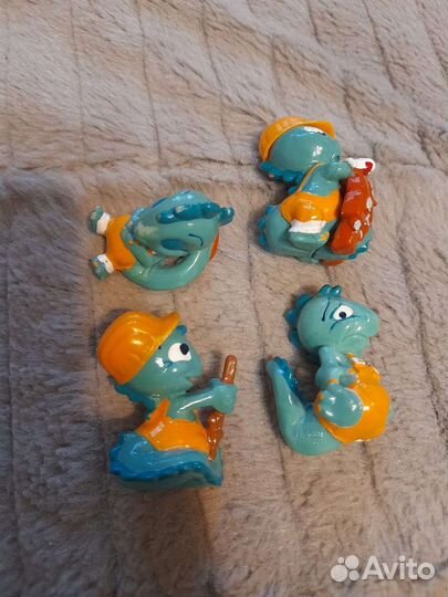 Игрушки из киндер сюрприз 90-е