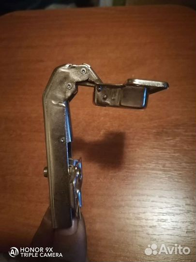 Петля угловая 90 градусов