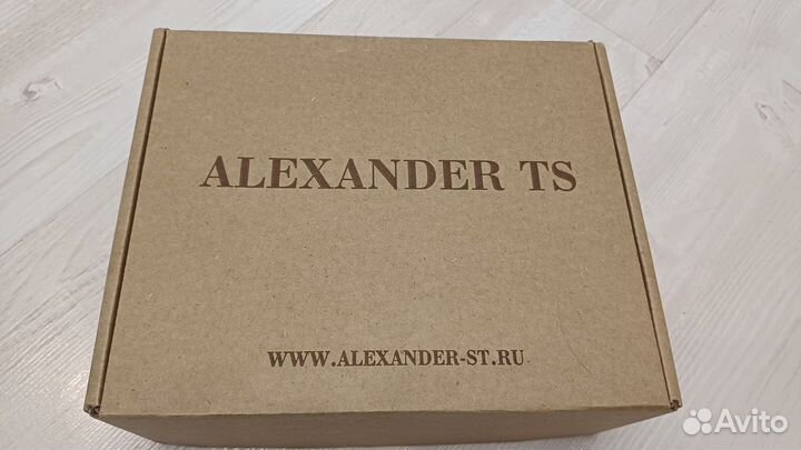 Сумка, клатч новая натур.кожа Alexander TS