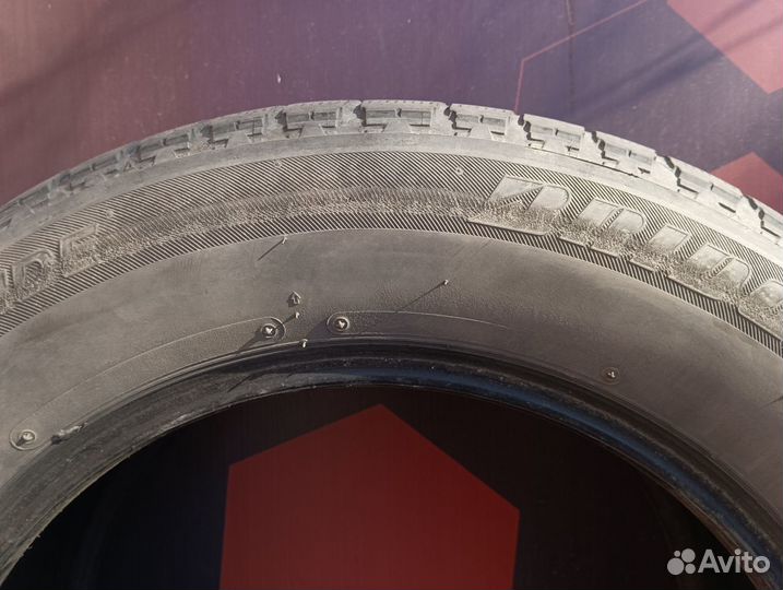 Bridgestone Blizzak Revo GZ 215/60 R16