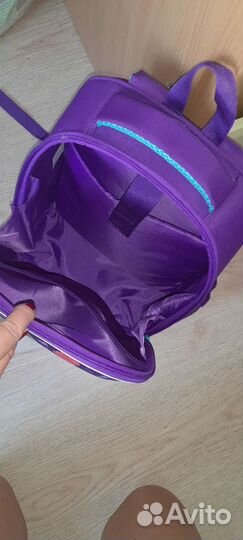 Новый рюкзак для маленькой школьницы