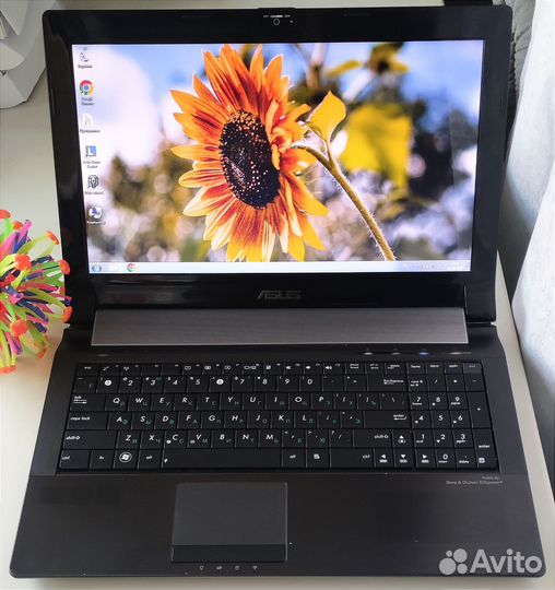 Ноутбук asus i5/4 ядра/две видеокарты