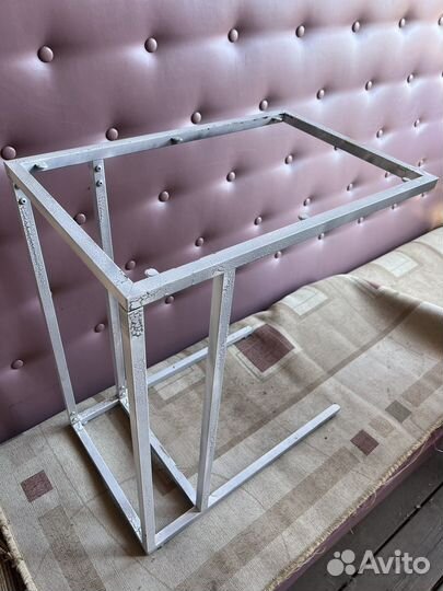 Журнальный столик IKEA со стеклом