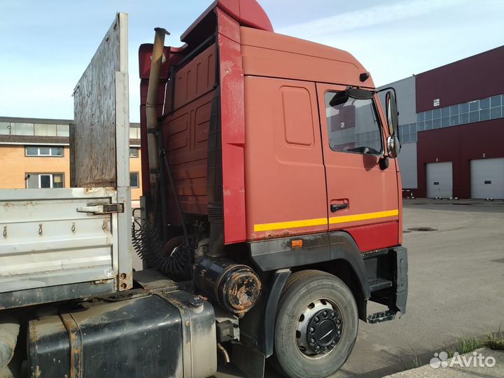 МАЗ 5440А5-370-031 с полуприцепом, 2011