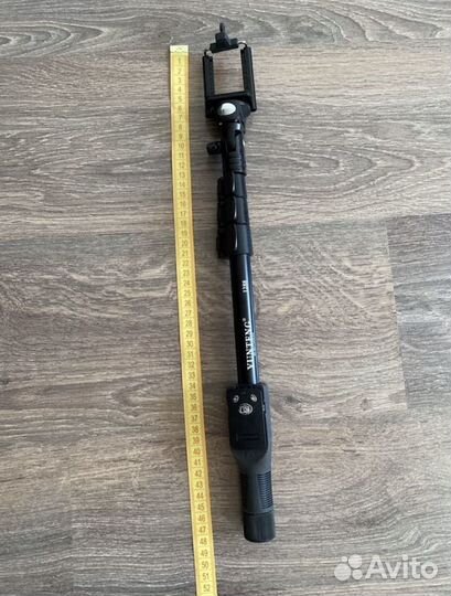 Раскладная селфи-палка для фото и видеосъемки