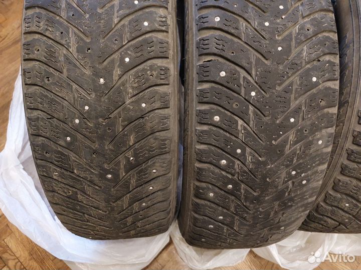 Nokian Tyres Hakkapeliitta 8 185/65 R15 92T