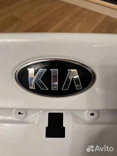 Крышка багажника Kia rio 4 оригинал