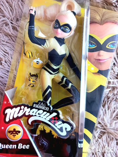 Кукла классическая Леди Пчела / Рена Руж