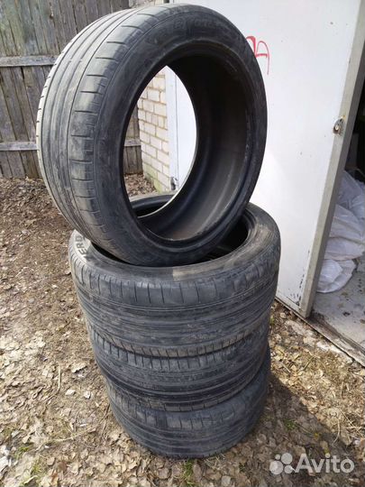 Pirelli 176A2 CE11 TL 285/40 R20