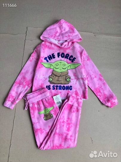 Спортивный костюм для девочки