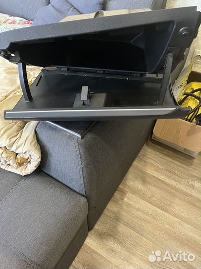 Бардачок на весту