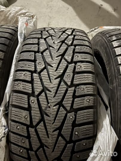 Nokian Tyres Nordman 7 215/60 R16