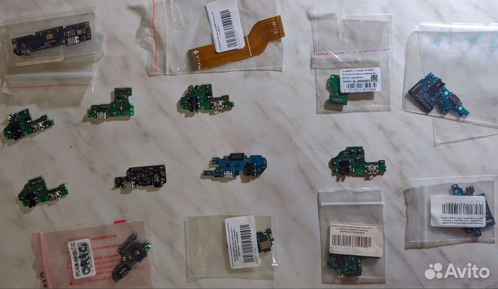 Оригинал нижние платы на разъем зарядки