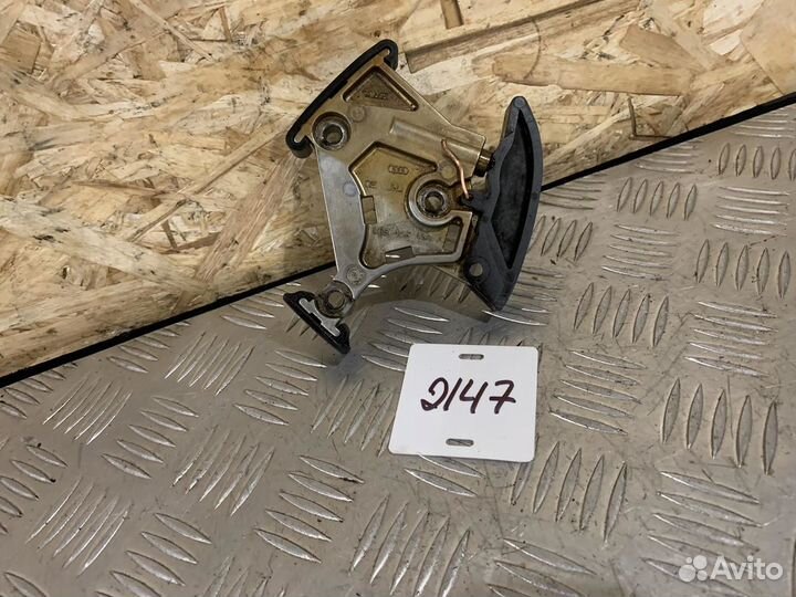 Натяжитель цепи Volkswagen Passat (B6) VI (2005–20