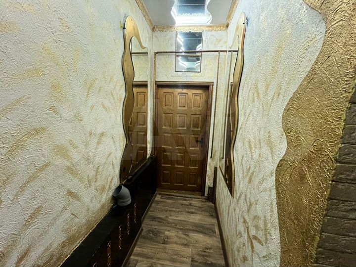 2-к. квартира, 53,6 м², 1/2 эт.