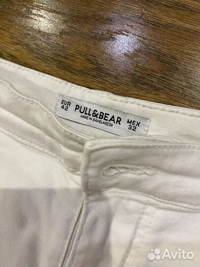 Шорты белые джинсовые 48 pull&bear