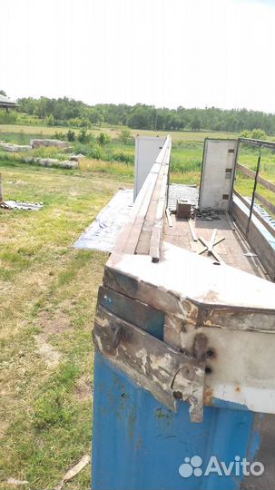 Направляющие балки сдвижного механизма полуприцепа