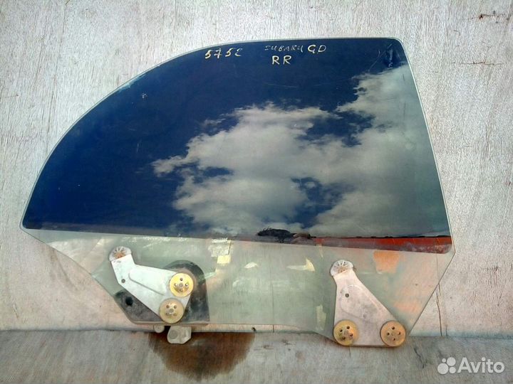 Subaru Impreza GD - Стекло заднее правое Б/У