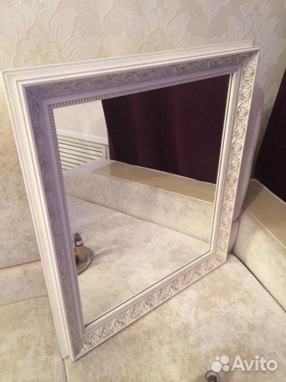 Зеркало в багетной раме