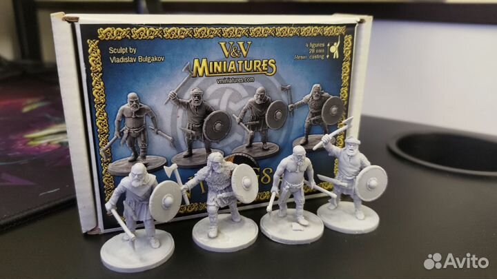 Миниатюры 28 мм 
