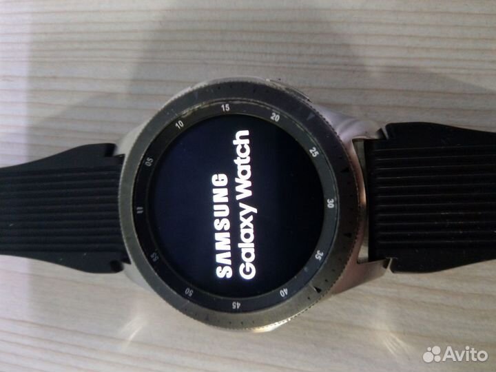 Samsung Galaxy Watch 46 мм SM-R800