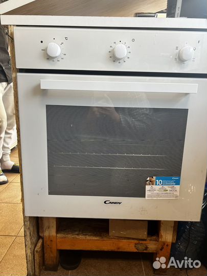 Духовой шкаф