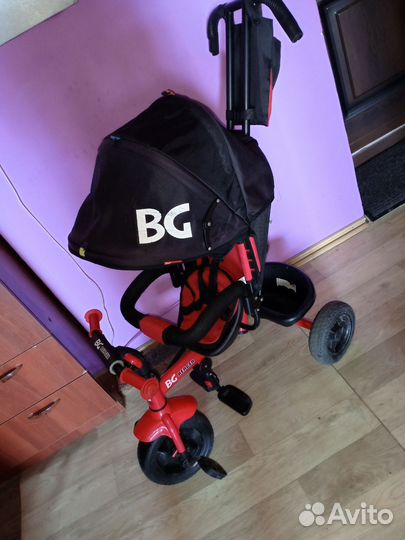 Трехколесный велосипед