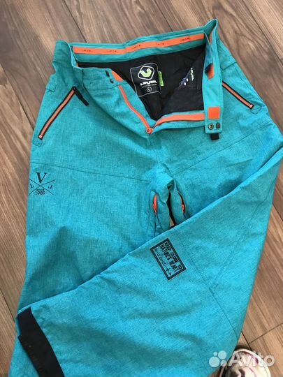 Сноубордический костюм мужской