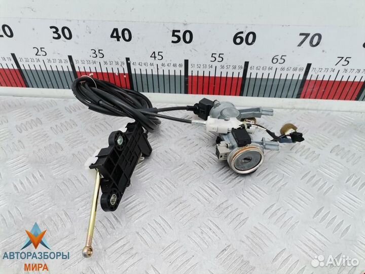 Замок зажигания Mitsubishi Pajero 3 рест. 2002