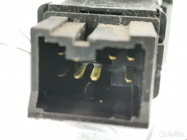 Кнопка обогрева заднего стекла Subaru Forester