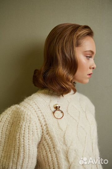 Винтажная брошь от Coro