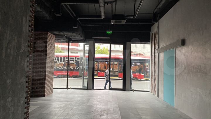 Торговое помещение в апарт-отеле 