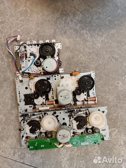 Запчасти для музыкальных центров, радиодетали