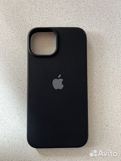 Чехол на iPhone 13