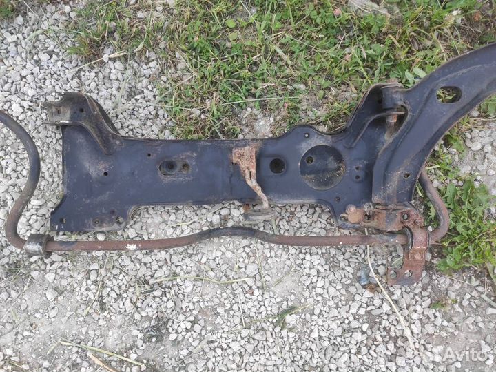 Подрамник передний Fiat Albea