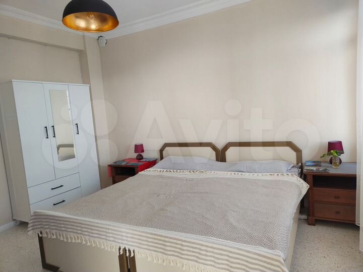 3-к. квартира, 160 м², 13/16 эт.