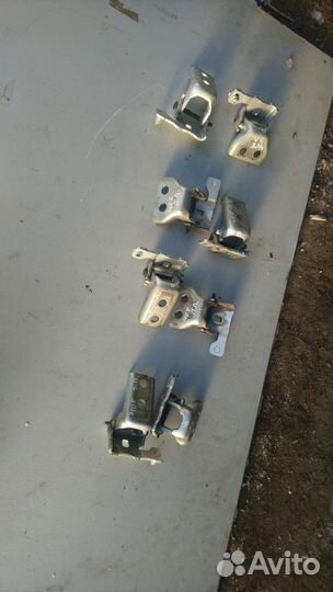 Петля двери передней задней peugeot 408