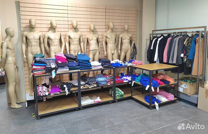 Тумба на колесах