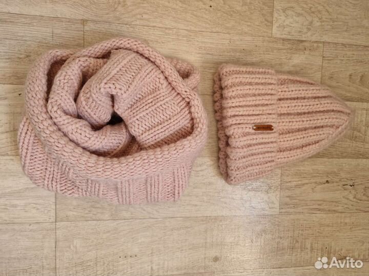 Комплект шапка и снуд женский