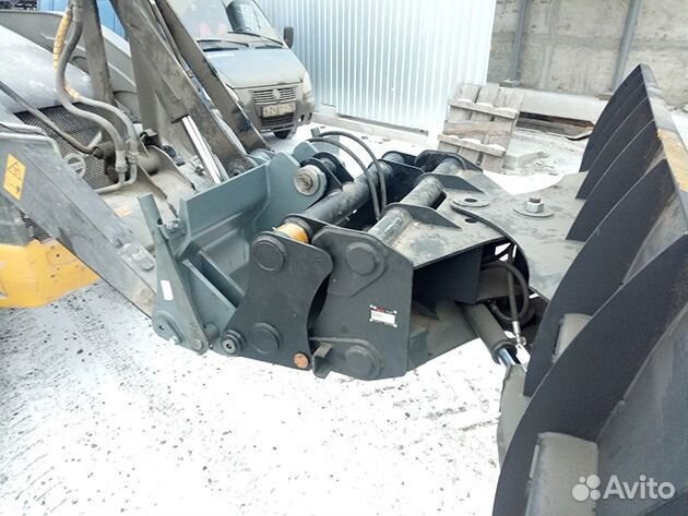Отвал на стрелу фронтального погрузчика экскаватор