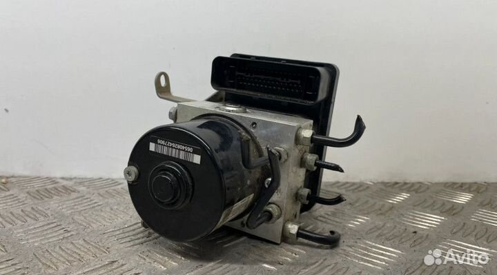 Блок абс, 6789300 BMW 3 E90 E91 2005-2012 года