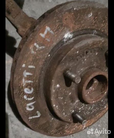 Поворотный кулак передний правый Chevrolet