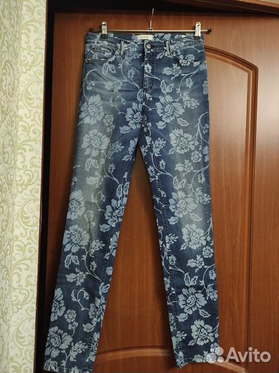 Джинсы женские 44 разм Италия новые