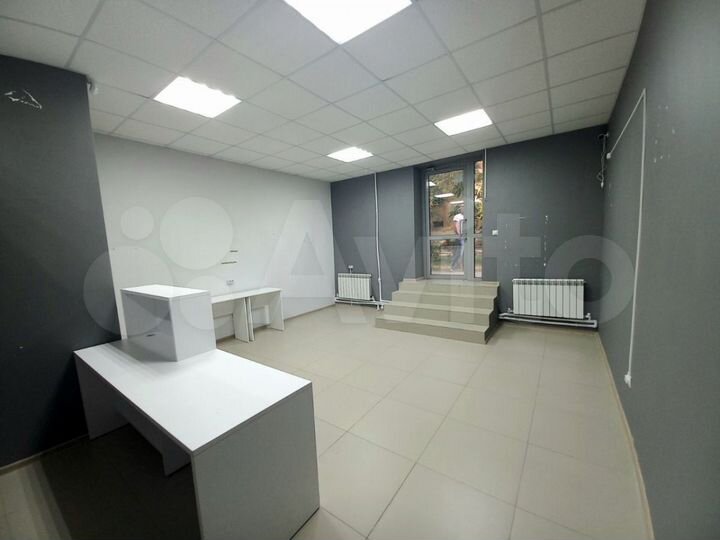 Помещение с отдельным входом, 41 м2