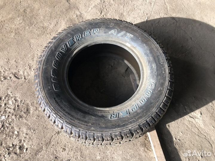 Cooper Discoverer A/T 235/70 R15 102S
