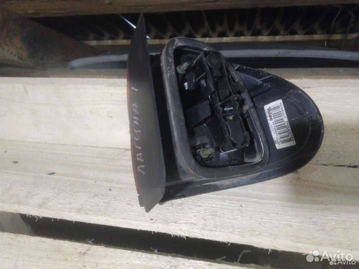 Фонарь задний левый Renault Laguna 7700420122