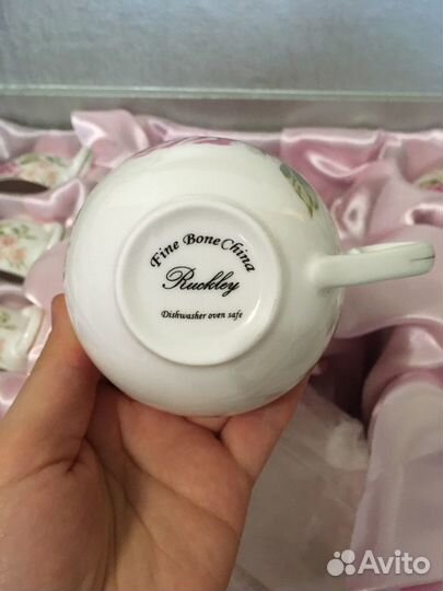 Сервиз чайный, кувшин и стаканы