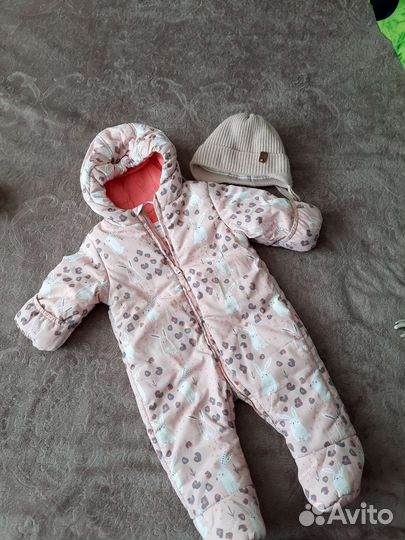 Продам комбинезон с шапочкой