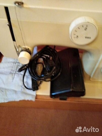 Швейная машинка Чайка 132мбронь